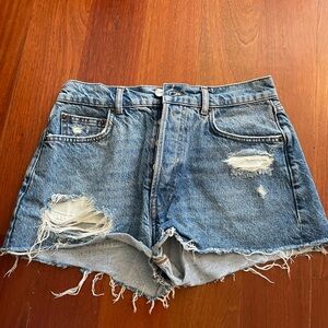 Reformation Dixie denim jean shorts in Colorado Destroyed size 26